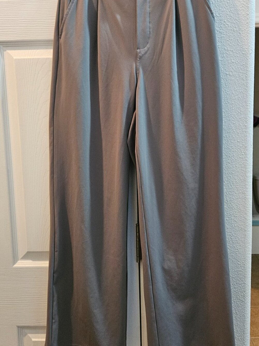 Halara work pant - Picture 4 of 14